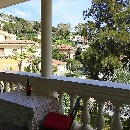 Emma Διαμέρισμα